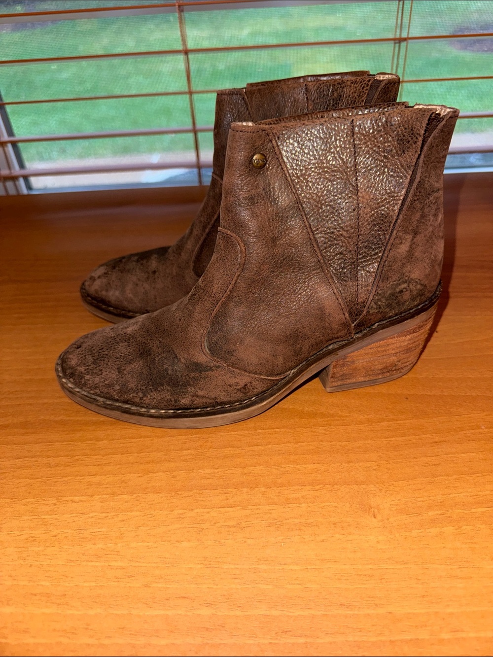 Textured Brown Leather Ankle Booties with Stacked Heel